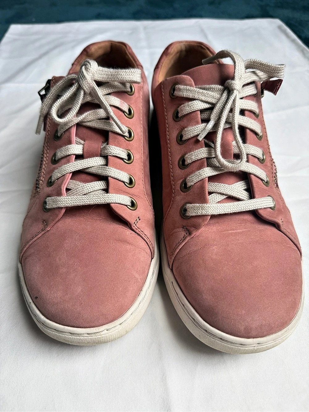 Clarks Nalle Lace Sneaker Pink Lace-Up Sneakers